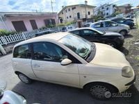 Usata Lancia Ypsilon 80 CV (58 kW) 2004 Giallo Utilitaria