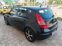 Usata Hyundai i30 Active 90 CV (66 kW) 2010 Nero Berlina