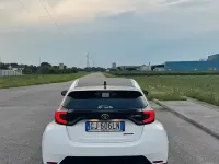Usata Toyota Yaris 261 CV (191 kW) 2022 Bianco Utilitaria