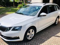 Usata Skoda Octavia Executive 116 CV (85 kW) 2018 Bianco Station wagon