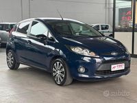 Usata Ford Fiesta Titanium 70 CV (51 kW) 2012 Blu Utilitaria