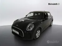 Usata Mini ONE Essential 102 CV (75 kW) 2021 Midnight black metallizzato Utilitaria