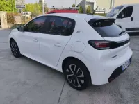 Usata Peugeot 208 Active 56 kW (77 CV) 2024 Bianco banchisa Utilitaria