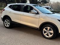 Usata Nissan Qashqai Tekna 115 CV (84 kW) 2019 Bianco SUV