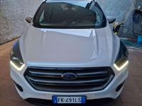 Usata Ford Kuga ST-Line 120 CV (88 kW) 2017 Bianco SUV