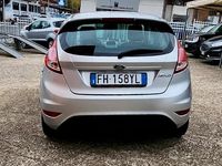 Usata Ford Fiesta 60 CV (44 kW) 2017 Grigio Utilitaria