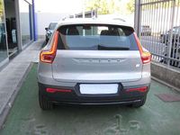 Usata Volvo XC40 Plus 185 kW (252 CV) 2024 Silver dawn SUV