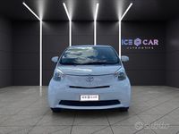 Usata Toyota iQ 68 CV (50 kW) 2009 Bianco Utilitaria