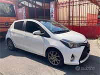 Usata Toyota Yaris Multidrive S 99 CV (72 kW) 2014 Bianco Utilitaria
