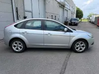 Usata Ford Focus Titanium 101 CV (74 kW) 2011 Argento Berlina