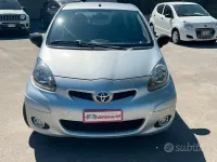 Usata Toyota Aygo 68 CV (50 kW) 2010 Grigio Utilitaria