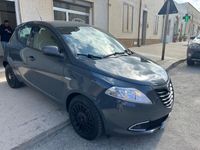 usata Lancia Ypsilon 1.3 MJT 16V 95 CV 5 porte S&S Silver