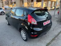 Begagnad Ford Fiesta 75 HK (55 kW) 2013 Svart Sedan