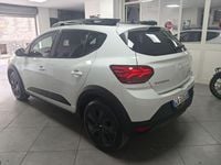 Usata Dacia Sandero Stepway 100 CV (73 kW) 2024 Bianco Berlina