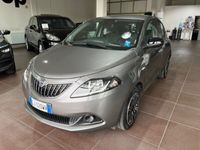 usata Lancia Ypsilon 1.0 Hybrid OK NEOPATENTATO