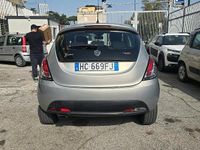 Usata Lancia Ypsilon 69 CV (50 kW) 2012 Marrone Utilitaria