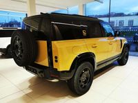 Nuova Land Rover Defender 349 CV (256 kW) 2026 Giallo SUV