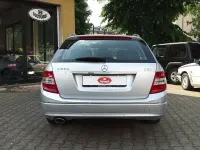 Second-hand Mercedes C220 Avantgarde 170 CP (125 kW) 2010 Argintiu Break