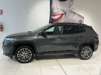 Usata Jeep Compass Summit 131 CV (96 kW) 2025 Grigio SUV