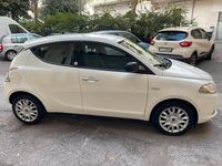 Usata Lancia Ypsilon Silver 69 CV (50 kW) 2012 Beige Utilitaria