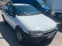 Usata Fiat Strada 69 CV (50 kW) 2000 Bianco Pick-up