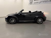Usata VW Beetle Cabriolet Design 105 CV (77 kW) 2014 Nero Cabrio