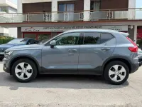 Usata Volvo XC40 Momentum 129 CV (94 kW) 2022 Grigio SUV