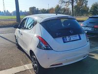 Usata Lancia Ypsilon Platinum 69 CV (50 kW) 2016 Bianco Utilitaria