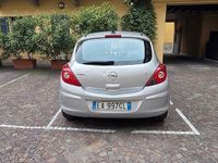 Usata Opel Corsa 85 CV (62 kW) 2010 Grigio Berlina