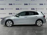 Usata VW Golf VIII Style 150 CV (110 kW) 2025 Dolomite silver Berlina