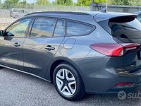 Usata Ford Focus 120 CV (88 kW) 2022 Grigio Station wagon