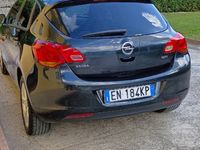 usata Opel Astra TDCI 110 cv