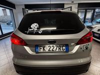 Usata Ford Focus 119 CV (87 kW) 2017 Grigio Station wagon