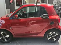 Usata Smart ForTwo Coupé Passion 41 kW (56 CV) 2022 Rosso Utilitaria