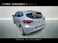 Usata Renault Clio Zen 100 CV (73 kW) 2022 Grigio chiaro Utilitaria