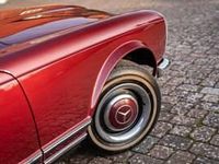 Usata Mercedes 230 150 CV (110 kW) 1966 Rosso Cabrio