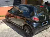Usata Toyota Aygo Connect Style 68 CV (50 kW) 2012 Nero Utilitaria
