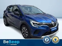 Usata Renault Captur Zen 116 CV (85 kW) 2020 Rosso metallizzato SUV