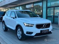 Usata Volvo XC40 Momentum 150 CV (110 kW) 2019 Bianco SUV