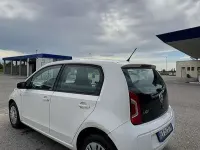 Usata VW up! Move 60 CV (44 kW) 2015 Bianco Utilitaria