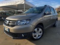 Usado Dacia Logan MCV Lauréate 75 CV (55 kW) 2016 Marrón Familiar
