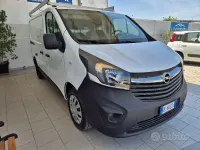 Usata Opel Vivaro-e Combi Edition 120 CV (88 kW) 2019 Bianco Monovolume