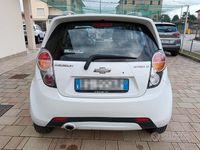 Begagnad Chevrolet Spark LT 82 HK (60 kW) 2011 Vit Halvkombi