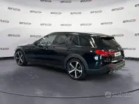 Usata Mercedes C220 Premium 200 CV (147 kW) 2024 Nero Station wagon