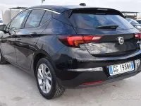 Usata Opel Astra Business Elegance 122 CV (89 kW) 2021 Nero Berlina