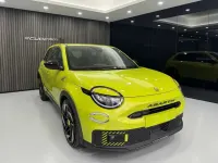 Nuova Abarth 600e Turismo 175 kW (239 CV) 2026 Acid green SUV