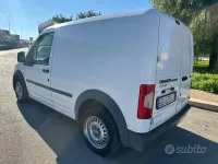 Usata Ford Transit Connect 90 CV (66 kW) 2010 Bianco Monovolume