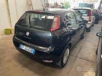 Usata Fiat Grande Punto 75 CV (55 kW) 2011 Nero Utilitaria