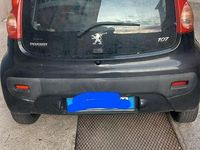 Usata Peugeot 107 68 CV (50 kW) 2010 Nero Utilitaria
