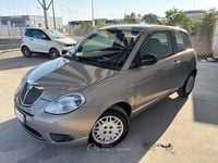 Usata Lancia Ypsilon 69 CV (50 kW) 2011 Oro Utilitaria